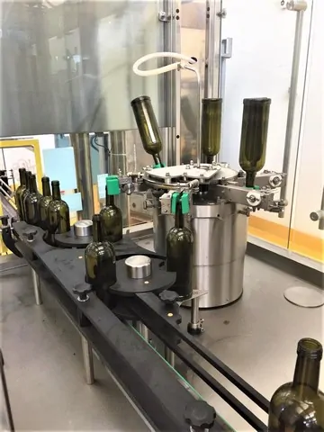 Used Alfatek Bottling Lines - NP 406 — image 1 of 8