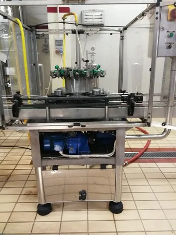 Used Alfatek Bottling Lines - NP 451 — image 1 of 10