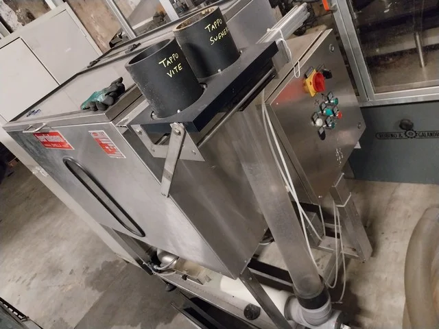 Used Bertolaso A 900 Caps Elevators - I 86