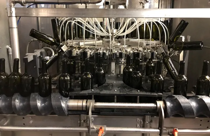 Used Bertolaso Bottling Lines - NP 478 — image 1 of 10