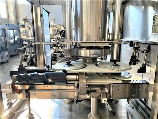 Used Bertolaso  Cappers - X 101