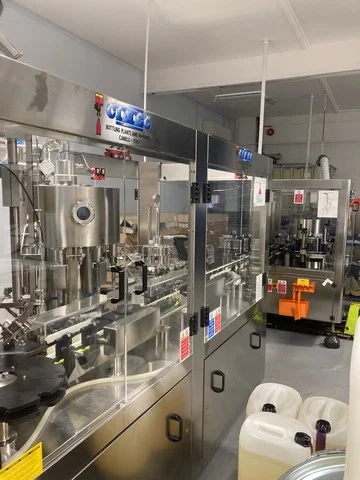 Used CIMEC Mold 9/8/1 va Filling Monoblocks - QT 765