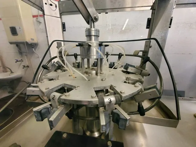 Used Clifom  Filling Monoblocks - QT 689