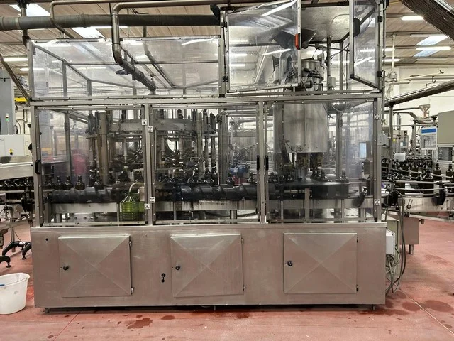 Used Cometa 24/6 Filling Monoblocks - QT 775 — image 1 of 3