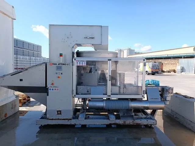 Used Fava  Blow Moulding Machines - W 61