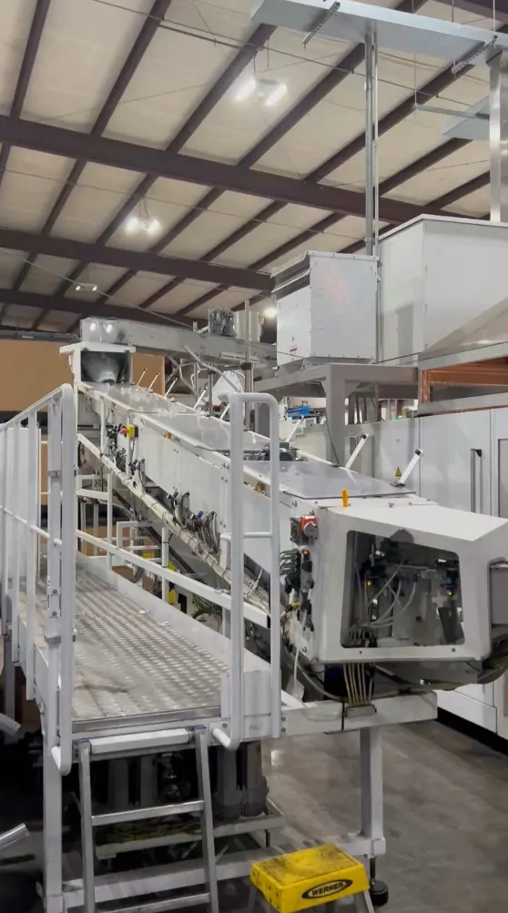 Used KHS Innopack Kisters SP Bottling Lines - NP 696 — image 1 of 10