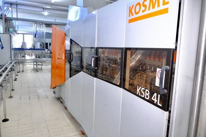 Used Kosme KSB 4 L Blow Moulding Machines - W 101