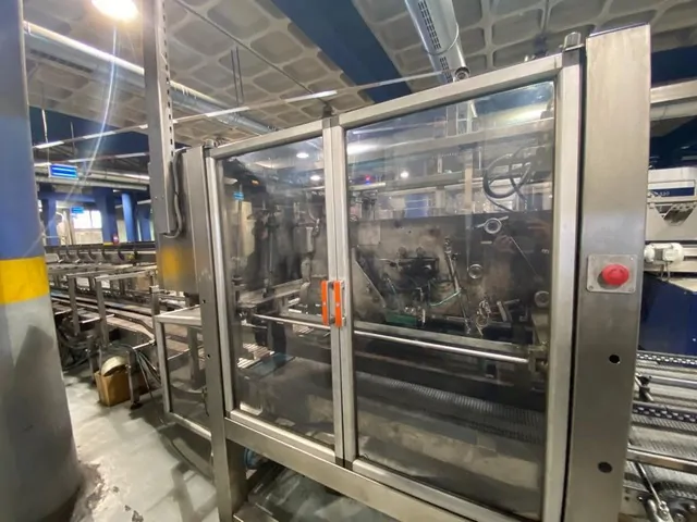 Used Krones VZT -4010 Bottling Lines - NP 684