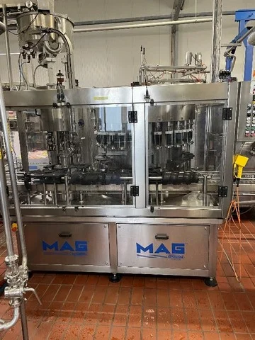 Used Mag BOTTLING LINE Bottling Lines - NP 711