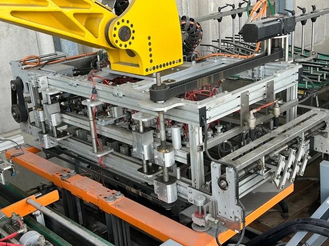 Used Mas Pack ACCUPACK 12 R 2/4 Case Packers - JL 305
