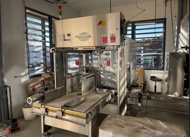 Used Mondo & Scaglione AUT MOD 300/N Case Erectors - G 96
