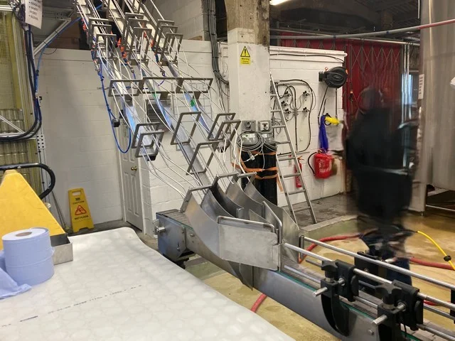 Used Pneumatic Scale Angelus BOTTLING LINE Bottling Lines - NP 714