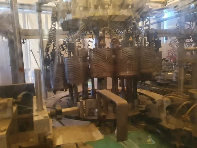 Used Robino & Galandrino  Capsuling Machines - BC 210