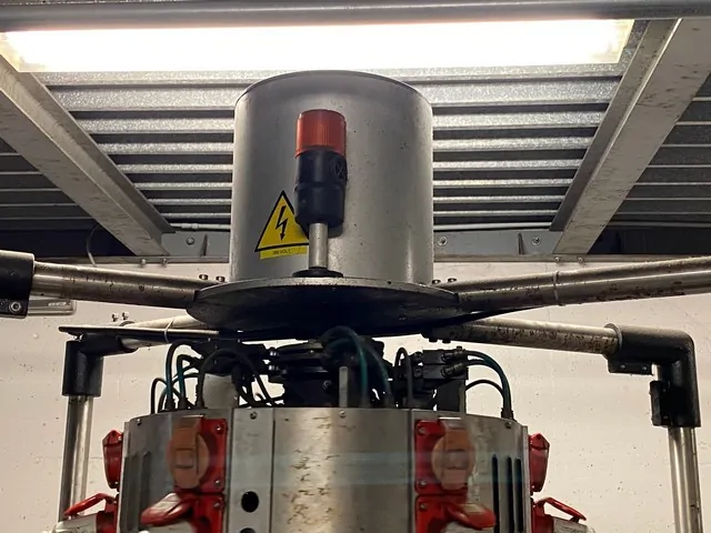 Used Robino & Galandrino MONOSTADIO F T6 Capsuling Machines - BC 236 — image 1 of 7