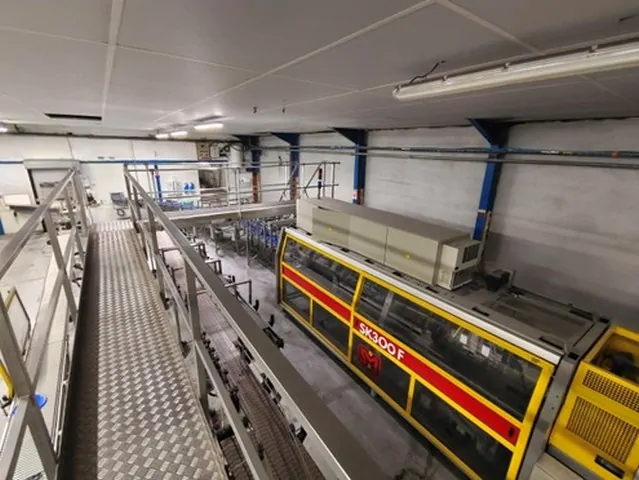 Used SMI sk 300f Shrink Wrappers - F 71