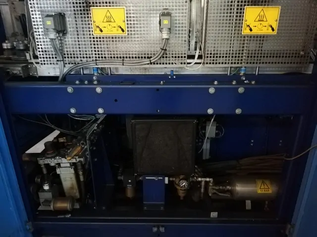 Used Tetra Pak DYNABLOW DB 30 Blow Moulding Machines - W 90